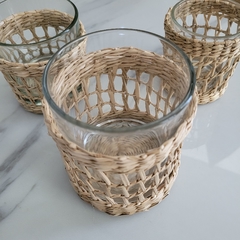 Vaso Posavela Rattan y vidrio calado mediano 8cm - tienda online