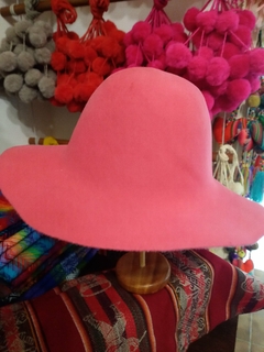 sombreros carnavaleros rosa - Pueblo Andino