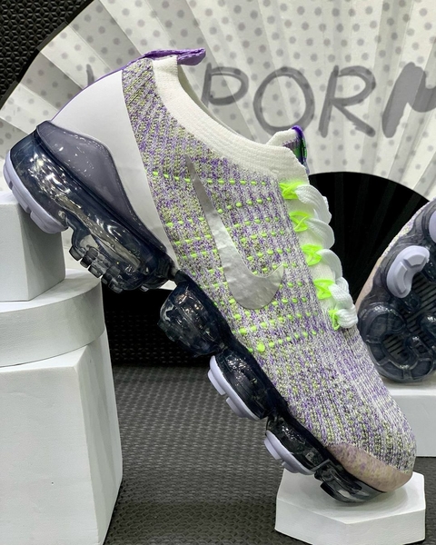 Vapormax white sales flyknit 3