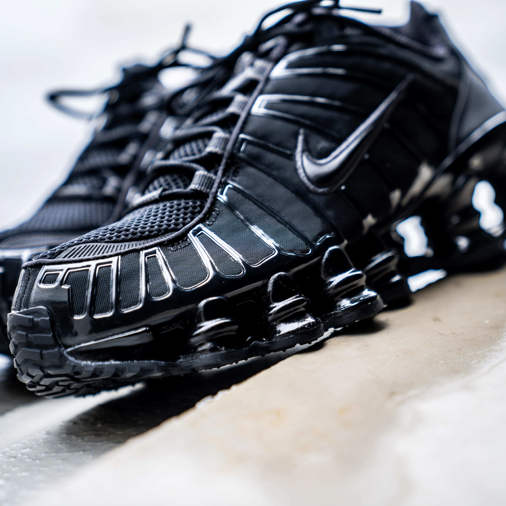 NIKE SHOX TL PRETO 12 MOLAS Comprar em RL STORE