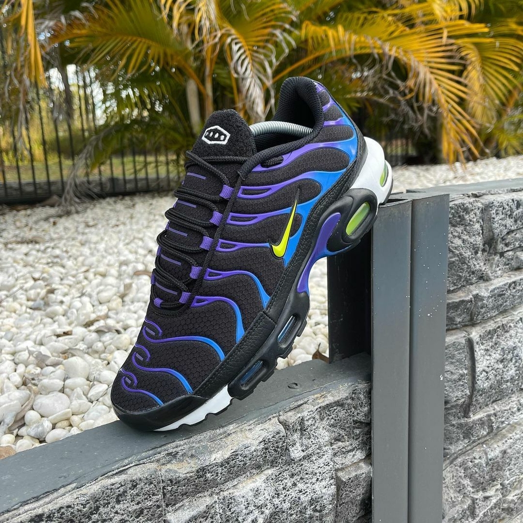 NIKE AIR MAX PLUS TN1 - PRETO E ROXO - TUNED AIR