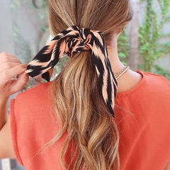 SCRUNCHIE ANIMAL PRINT