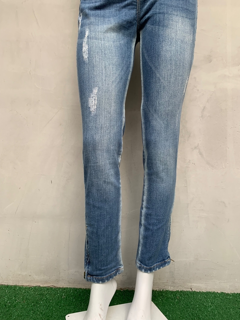 Casual denim store marisa