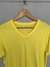 Camiseta Gap gola V amarela - TAM M - comprar online