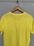 Camiseta Gap gola V amarela - TAM M - Katdress Brechó e moda sustentável