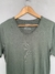 Camiseta Forever21 gola V verde - TAM M - comprar online