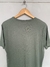 Camiseta Forever21 gola V verde - TAM M - Katdress Brechó e moda sustentável