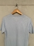 Camiseta Forever21 gola V azul - TAM P - Katdress Brechó e moda sustentável