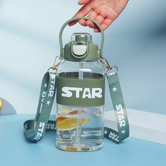 Botella Star 1400 ml con stickers en internet