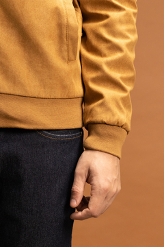 JAQUETA SUEDE COM ZIPER AMARELO - Garbo - Loja Online de Moda Masculina