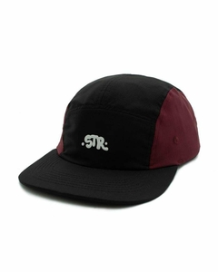 Boné Stranger Five Panel Fat Letters (Preto/Vinho)