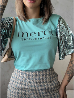 T-shirt DELUXE MERCI D/ MANGA EM PAÊTES( COR VERDE TIFFANY)