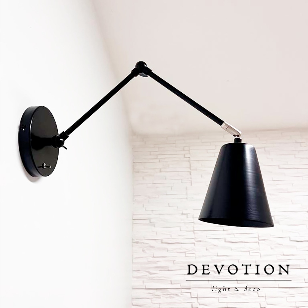 Velador de pared con interruptor "Modelo Petit" Movimientos verticales y en la pantalla horizontales.