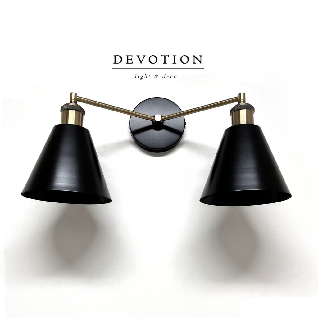 Aplique de 2 luces Negro con barrales en dorado mate