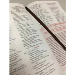 Bíblia Da Mulher de Fé | NVI | Letra Normal | Capa Luxo Roxa na internet