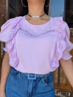 Blusa Lease Princess Selena Lilas na internet