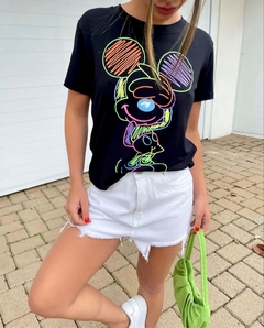 T-Shirt Authentic Mickey Preto Neon na internet