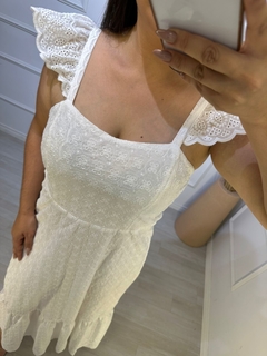 Vestido Lease Com Bordados Branco - comprar online