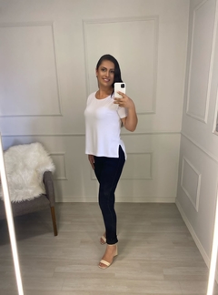 Blusa Malha Alongada Authentic Branca - comprar online