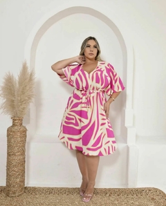 Vestido Kimono Lucia Plus Size Rosa na internet