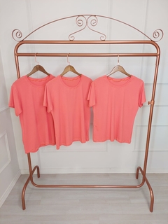 Blusa Plus Feminina De Malha Authentic Coral - loja online