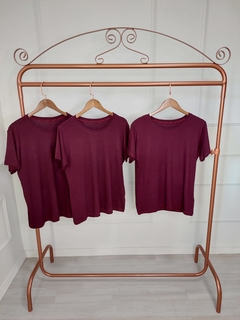 Blusa Plus Feminina De Malha Authentic Marsala na internet