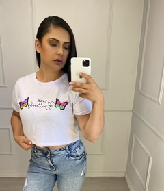 Cropped Tee Butterfly Branco na internet