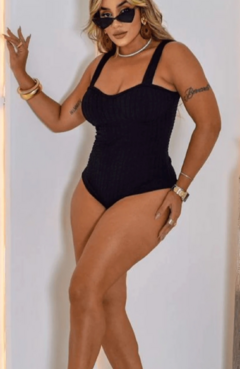 Body Bubble Mirela Preto