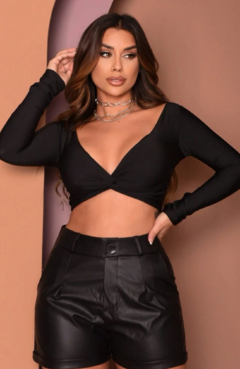 Cropped No Flavia Preto