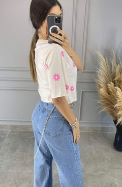 Cropped Flowers Off White - comprar online