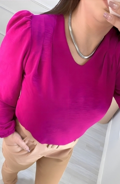 Blusa Duna Ombro Drapeado Fucsia - comprar online