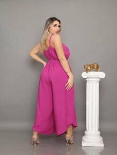 Macacao Viscose Pantalona Giseli Fucsia na internet