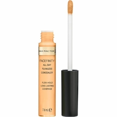 Corrector Max Factor Facefinity All Day tono 040 aplicador