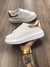 Tênis Alexander McQueen - Branco/Dourado - comprar online