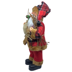 Boneco de Papai Noel para Decoração rústica com roupa preto e vermelha xadrez | Enfeite natalino de Natal 2022 luxo de sala final do ano | Papai Noel realista segurando lenha e saco com presentes árvore e frutas silvestres com roupa de lã e de pele