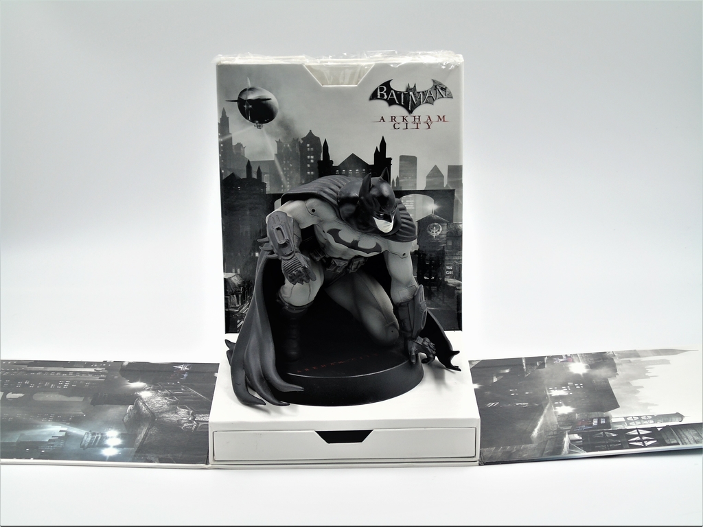 JOGO XBOX 360 - BATMAN: ARKHAM ASYLUM LIMITED ED. (2)