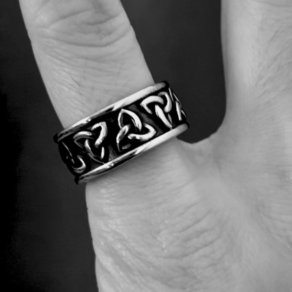 Anillo triqueta celta hotsell