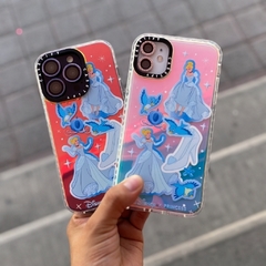 Casetify Cenicienta Holografica ip 15 en internet