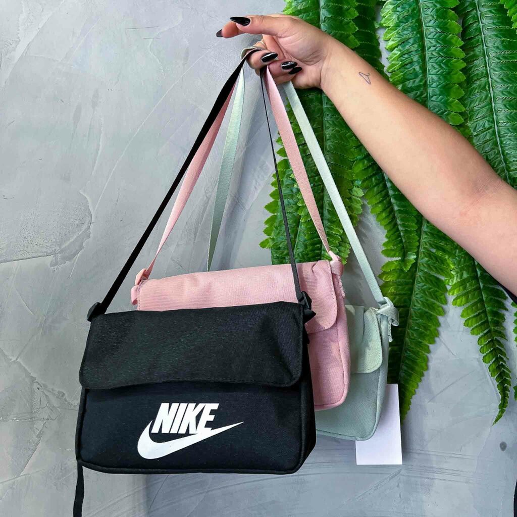 Bolsa Nike Crossdody Preta