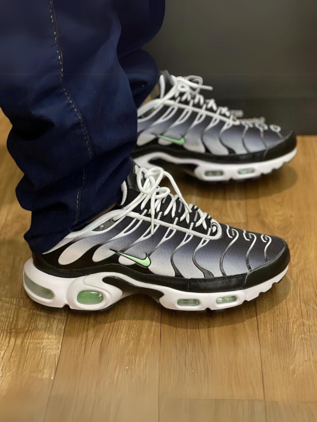 Air max tn verde deals