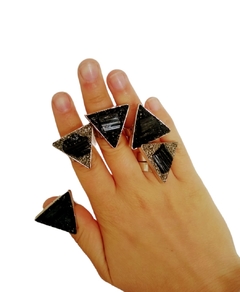 anillo regulable turmalina negra y pirita - tienda online
