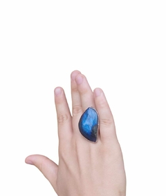 anillo regulable labradorita azul - Caleido Piedras 