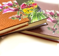 Cuaderno Liso| Fresias en Flor Verde seco