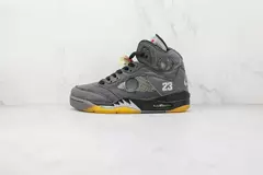 off-White x JORDAN 5 RETRO black - comprar online