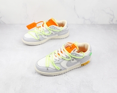 nike dunk low x off-white lot 43:50 na internet