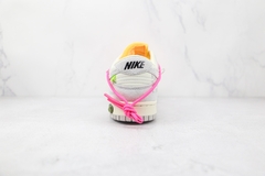 nike dunk low x off-white lot 17:50 na internet