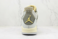 Air Jordan 4 SE Craft Photon Dust