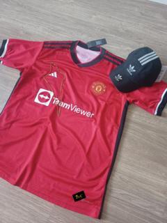 Kit- Manchester United vermelha listra Preta + Boné Adidas preto - comprar online