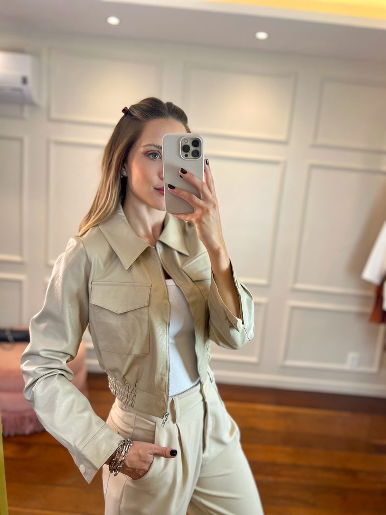 Bomber couro sales