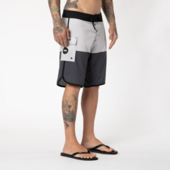 BOARDSHORT EASTERN 18 MULTICORES – RVCA - Imperial Store